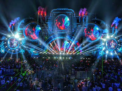 首届西部音乐节圆满落幕，5天超50万人创音乐节神话