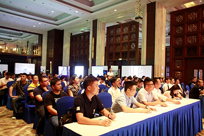 NEC绽放广州 高端商务投影机尽显王者风范