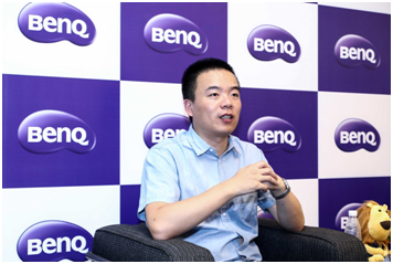 用智能支点撬动商务投影时代