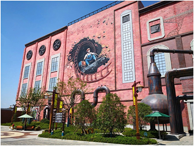 实景包装+3D观影+室内过山车，《工厂历险》朋克感爆棚！